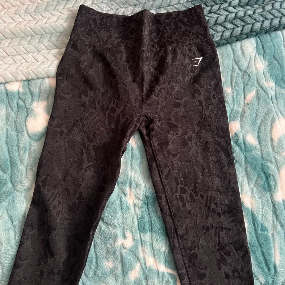 Gym shark leggings! Black and never been worn , new without tags!